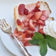 Angel food cake with strawberries and whipped cream